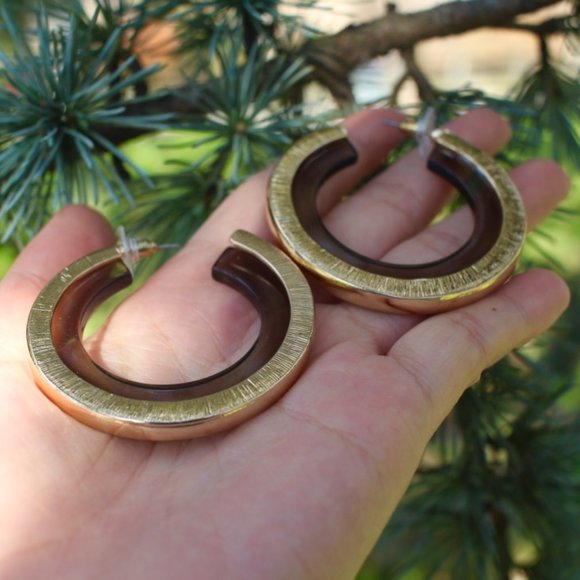 ANTHRO x BaubleBar Gold Clear Thick Hoops Earrings - Picture 6 of 12